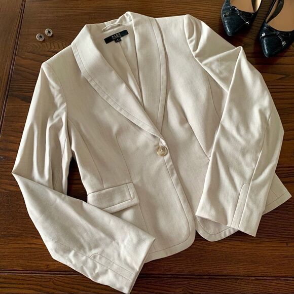 Alex Marie Tan/Taupe Blazer - Picture 1 of 8